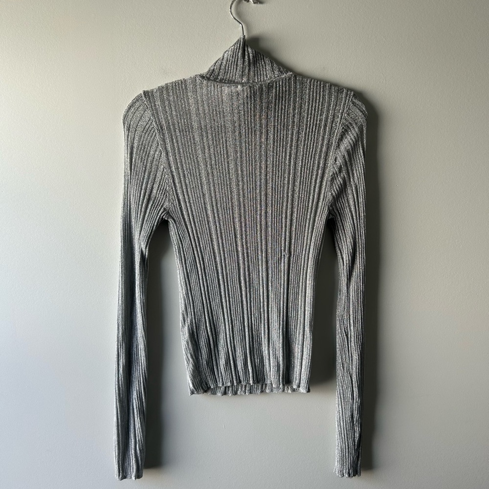 ALC silver metallic lightweight long sleeve semi sheer top - Picture 7 of 7